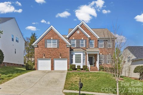 7824 Whisperingwood Drive sold home in Heatherstone, Harrisburg, NC