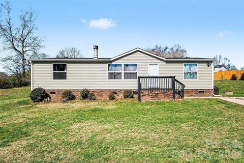 Homes in Hoyles Creek, Dallas