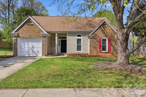 2917 Dellinger Drive sold home in Sunstone, Charlotte, NC