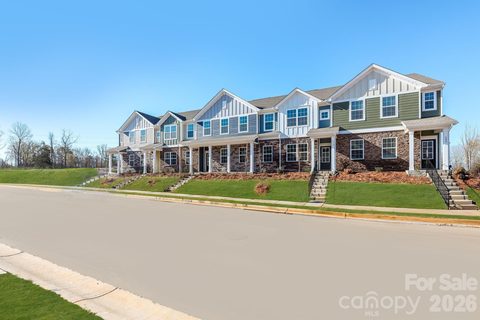616 Sparano Loop active townhome in Cannon Village, York, SC