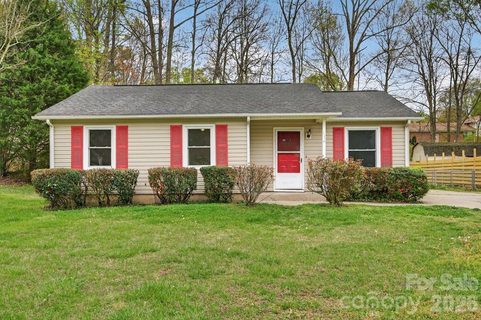 1713 Ranchwood Drive sold home in Yorkwood, Charlotte, NC