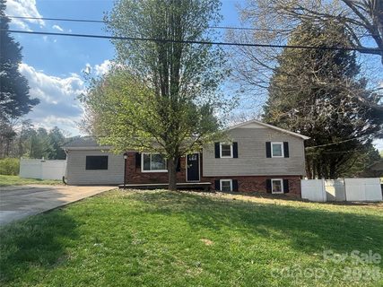 2618 32nd Avenue sold home in Eastwood, Hickory, NC