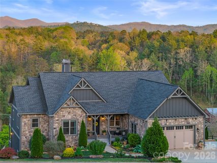 28 Gracie Lane pending home in Garrison Hills, Weaverville, NC
