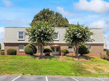 2616 Park Road active home in Dilworth Edge, Charlotte, NC