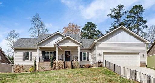 1181 Kensington Circle sold home in Nottingham Estates, Newton, NC