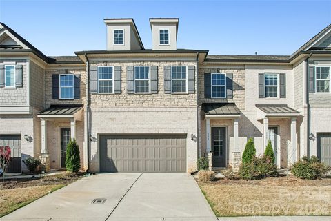 151 Heathbrook Lane sold townhome in Towns At Audrey Park, Waxhaw, NC