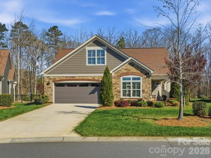 1180 Avalon Place pending home in The Courtyards At Emerald Lake, Matthews, NC