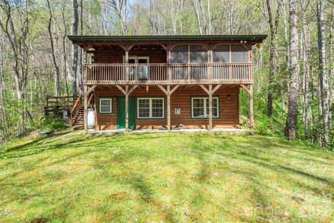 196 Friar Tuck Lane sold home in Sherwood Forest, Maggie Valley, NC