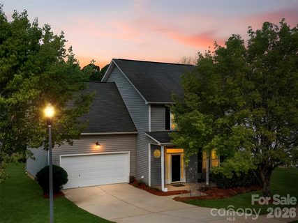 624 Cliffs Inn Circle active home in Catawba River Plantation, Charlotte, NC