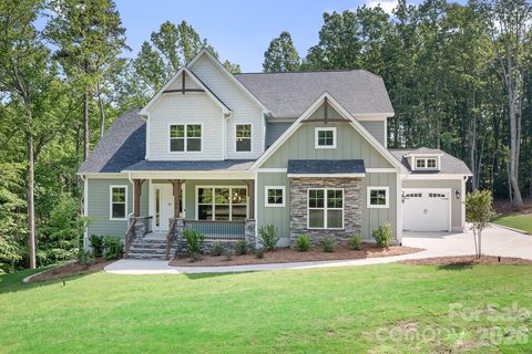 106 Windbluff Court