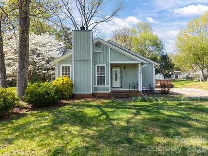 6505 Fallen Spruce Court sold home in Timber Creek, Charlotte, NC