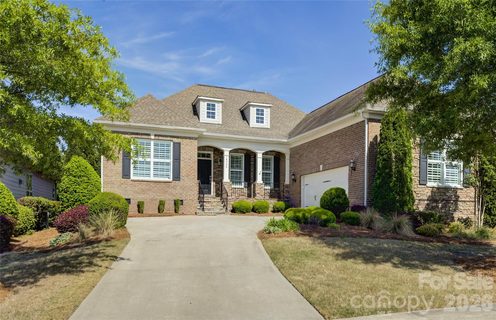 14924 High Bluff Court active home in Regency At Palisades, Charlotte, NC