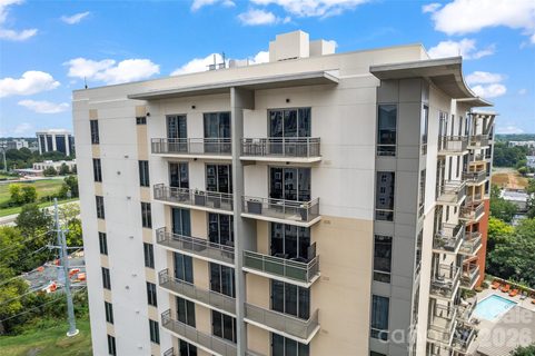 Homes in Royal Court, Charlotte