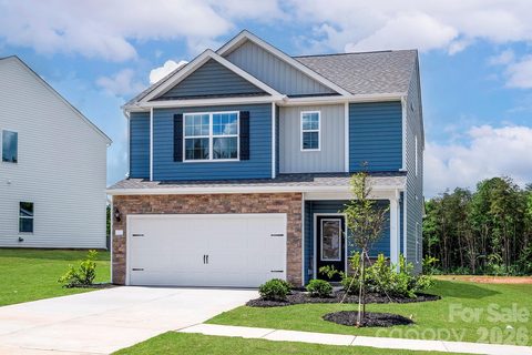 6508 Fairford Drive pending home in Ascot Woods, Charlotte, NC