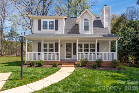 6100 Joshua Tree Court sold home in Martin Lakes, Charlotte, NC