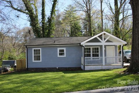 722 S Weldon Street active home in Weldon Heights, Gastonia, NC