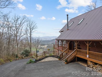 Homes in High Splendor, Robbinsville
