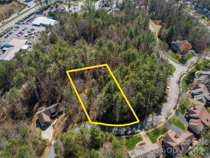 000 Camptown Road active lot in Straus Park, Brevard, NC
