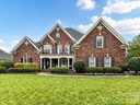 6114 Four Wood Drive sold home in Matthews, SC