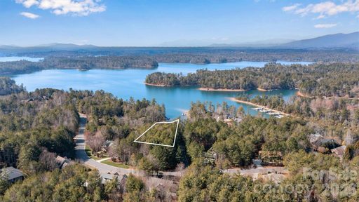 5029 Winfield Lane active home in Southpointe, Morganton, NC