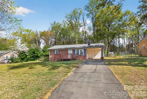 107 Gaddis Drive sold home in Lakewood, Mount Holly, NC