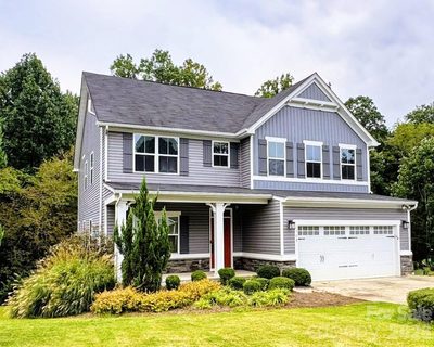 7708 W Berkeley Road active home in Villages Of Denver, Denver, NC