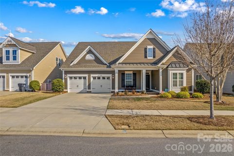 13111 Union Square Drive sold home in Bellington, Huntersville, NC