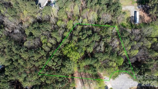 3486 Mooring Place active home in Anchors Landing, Sherrills Ford, NC