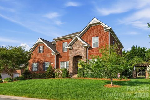 2604 Mchanna Point sold home in River Lakes, Tega Cay, SC