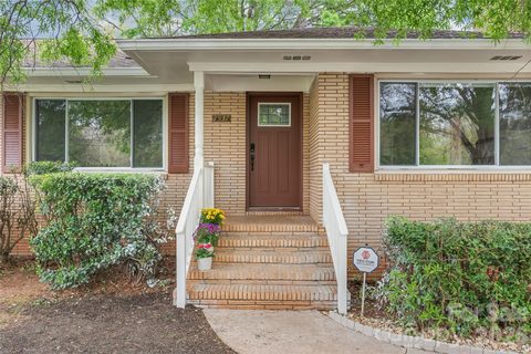 7537 Monroe Road active home in Woodberry Forest, Charlotte, NC