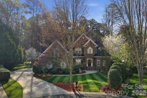 1038 Patricians Lane sold home in The Estates At Wesley Oaks, Wesley Chapel, NC