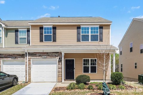 7023 Jane Parks Way sold home in McDowell Crossing, Charlotte, NC