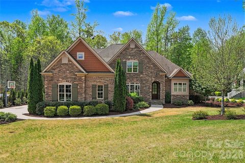 17909 Nodghia Circle