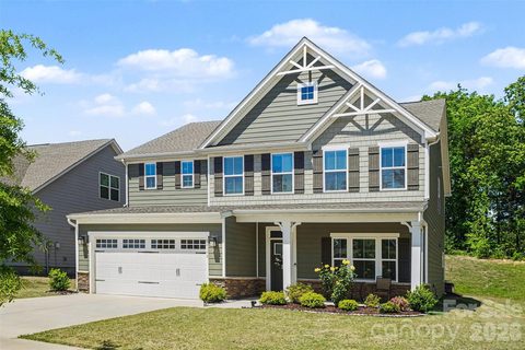 10190 Black Locust Lane sold home in Holcomb Woods, Charlotte, NC