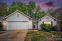 5806 Pennycross Lane sold home in Charlotte, SC