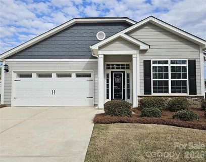 Homes in Colonial Crossing, Troutman