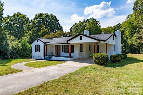 Homes in McClure Acres, Charlotte