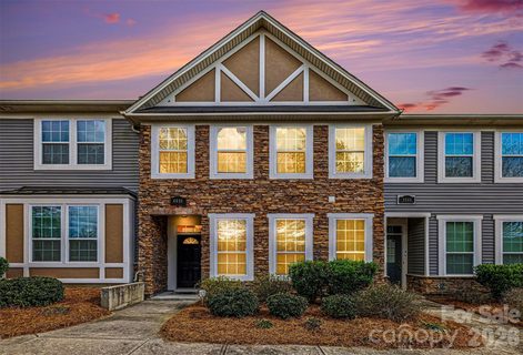6650 Berewick Commons Parkway active home in Stonehaven At Berewick, Charlotte, NC