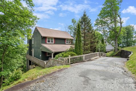 A home in Ski Mountain, Blowing Rock
