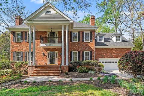 1941 Kilmonack Lane sold home in Huntington, Charlotte, NC