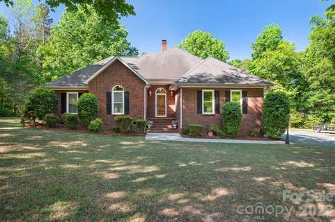 400 Arminius Court sold home in Asbury Downs, Monroe, NC