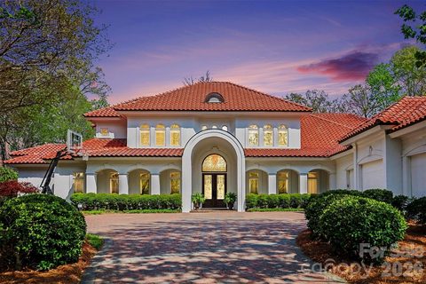 7225 Governors Row pending home in Piper Glen, Charlotte, NC