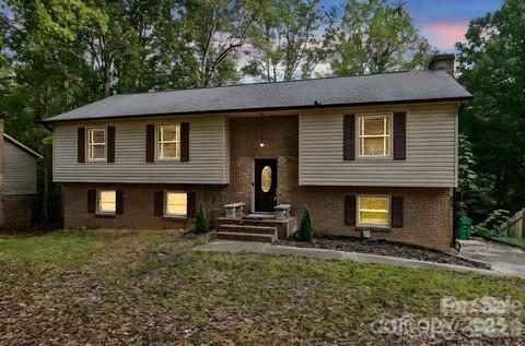 7414 Castlebar Road