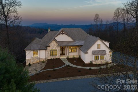 Homes in Cobblestone Village, Zirconia