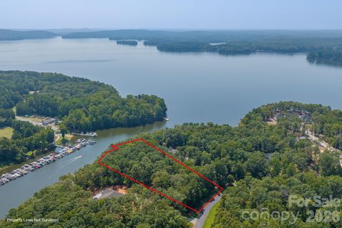 1047 Starboard Reach Drive active home in Yachtsmans Point, Lexington, NC