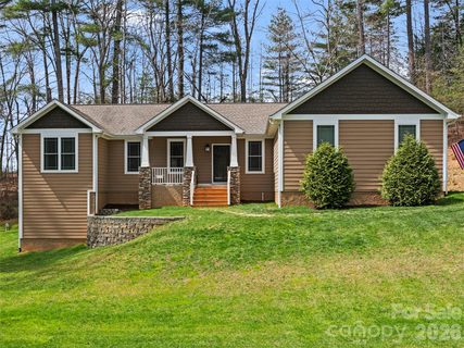 Homes in Sweetwater Hills, Hendersonville