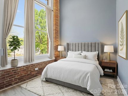 201 S Hoskins Road active home in Foxridge Lofts, Charlotte, NC
