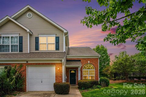 3315 Summerfield Ridge Lane sold home in Summerfield, Matthews, NC