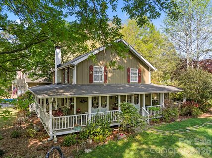 101 Sunnywood Lane