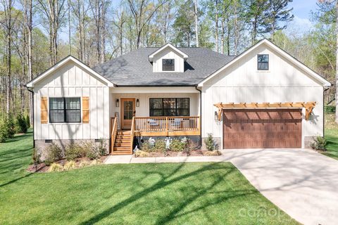 226 Carters Farm Drive sold home in Carters Farm, Statesville, NC